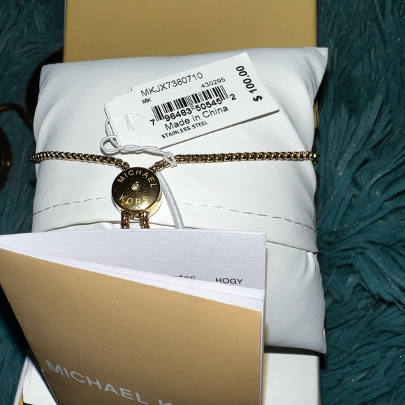 Michael Kors MK Padlock Slider Gold  Bracelet w/ Crystals Accents - Picture 4 of 8